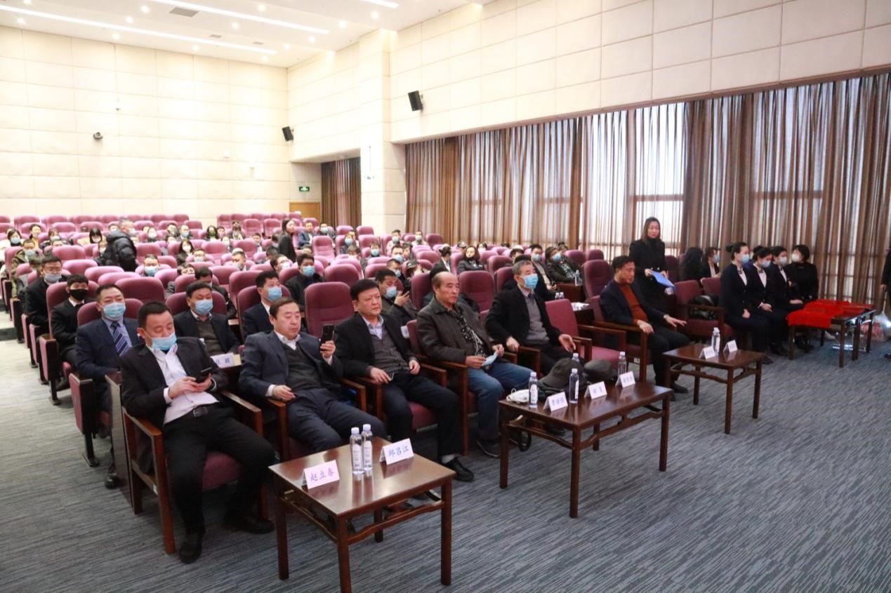 正業(yè)地產(chǎn)事業(yè)部丨乘風(fēng)破浪 夢想同行  2020年度表彰大會圓滿成功！(圖1)