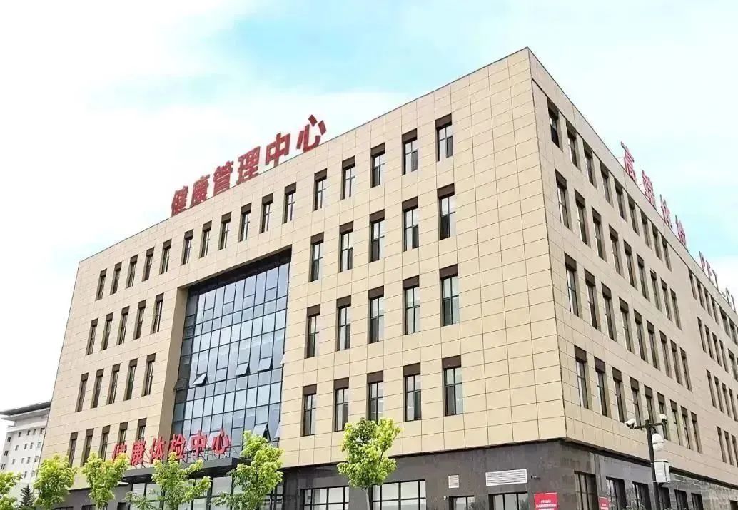 龍港區(qū)人大、區(qū)政府領(lǐng)導(dǎo)一行視察調(diào)研龍港國(guó)際醫(yī)療健康產(chǎn)業(yè)園(圖22)