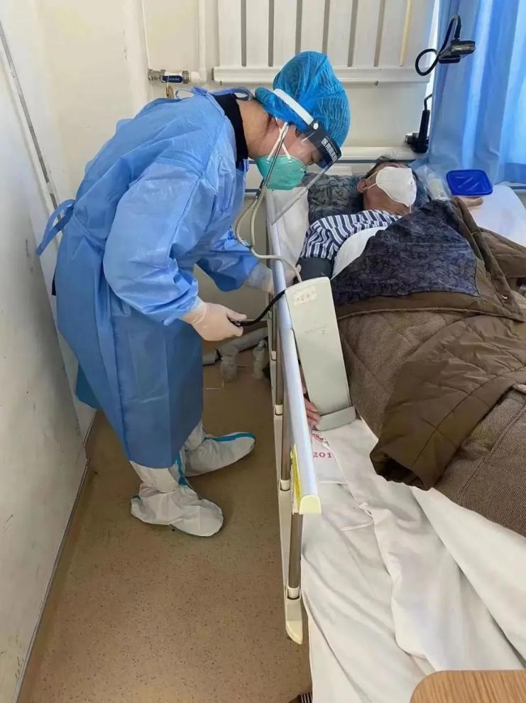 人民醫(yī)院為人民，市二院舉全院之力保障醫(yī)療救治，牢守生命防線！(圖4)