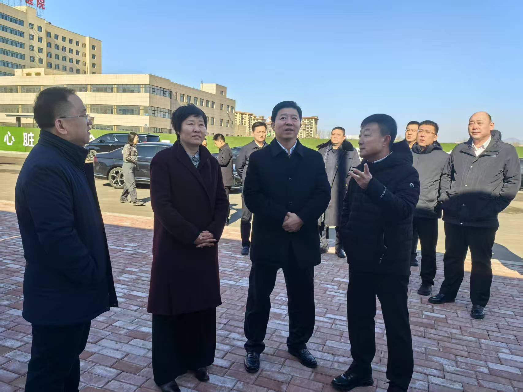 市委書記楊軍生在龍港區(qū)調(diào)研  擘畫衛(wèi)生健康事業(yè)高質(zhì)量發(fā)展新篇章(圖2)